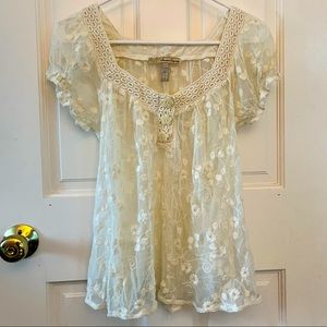 🌸 American Rag flowy sheer embroidered top